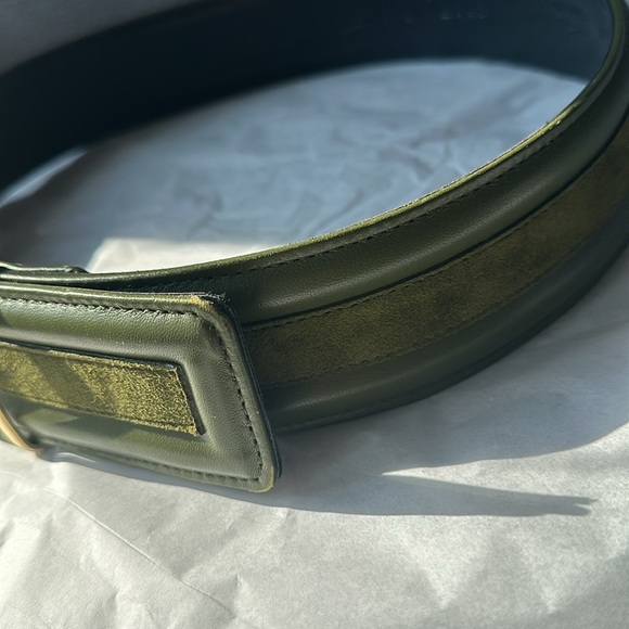 Vintage Carlisle army green leather suede wide belt, Size XSM - Picture 14 of 16